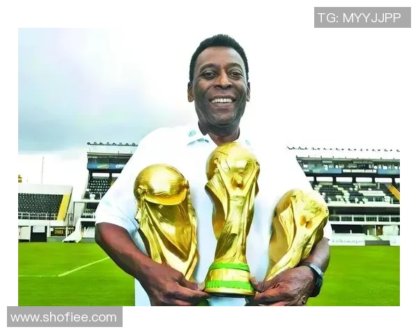 90年代足球传奇人物回顾谁是那个时代最闪耀的明星