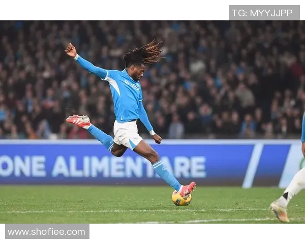 足球明星因伤病与个人原因暂停职业生涯的深层次分析与影响探讨